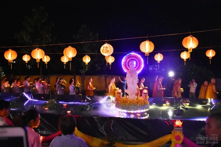 Bình chánh: Tịnh xá Đại Quang tổ chức lễ vía Quan Âm image-1731943454573