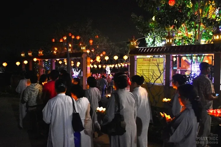 Bình chánh: Tịnh xá Đại Quang tổ chức lễ vía Quan Âm image-1731943459947