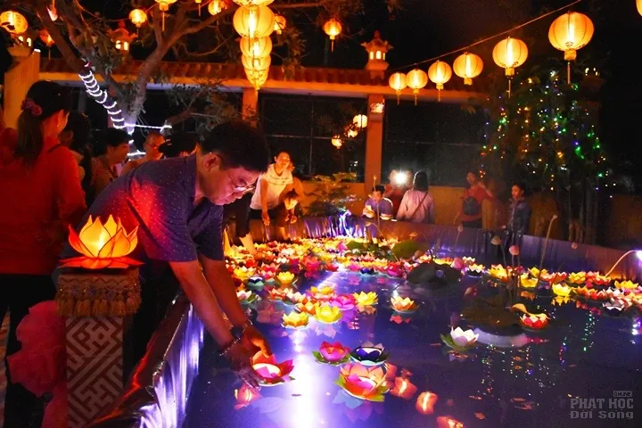 Bình chánh: Tịnh xá Đại Quang tổ chức lễ vía Quan Âm image-1731943462070