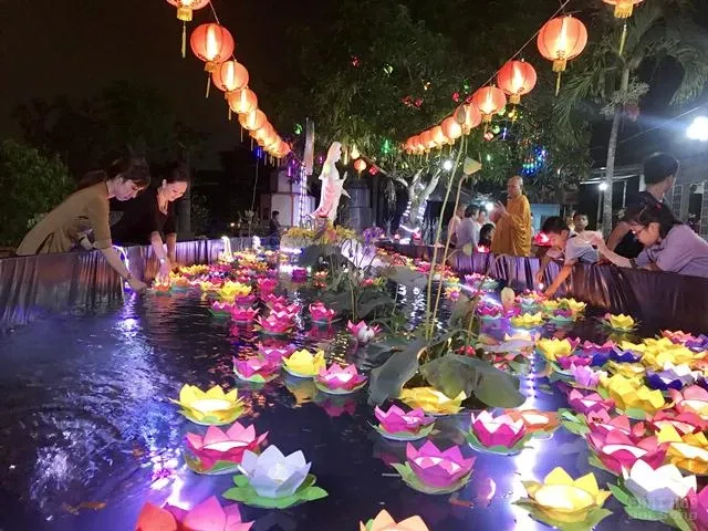 Bình chánh: Tịnh xá Đại Quang tổ chức lễ vía Quan Âm image-1731943464129