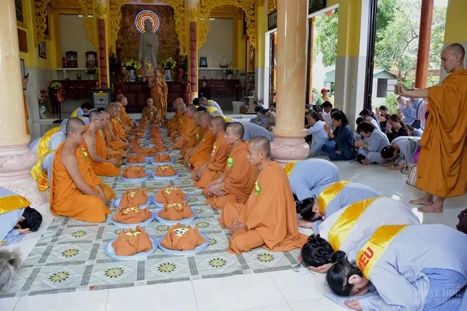 Bình chánh: Tịnh xá Đại Quang tổ chức lễ Vu lan 11 Bình chánh: Tịnh xá Đại Quang tổ chức lễ Vu lan image-1731941120577