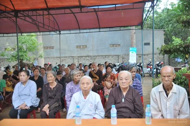 Bình Phước: Bế mạc khóa tu mùa hè 'Phật giáo với tuổi trẻ dân tộc' image-1731747722016