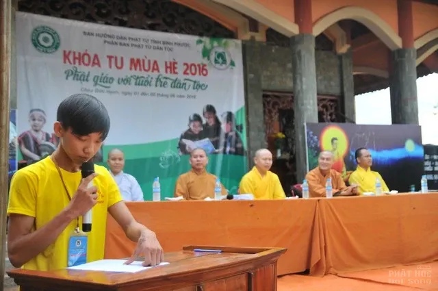 Bình Phước: Bế mạc khóa tu mùa hè 'Phật giáo với tuổi trẻ dân tộc' image-1731747726708