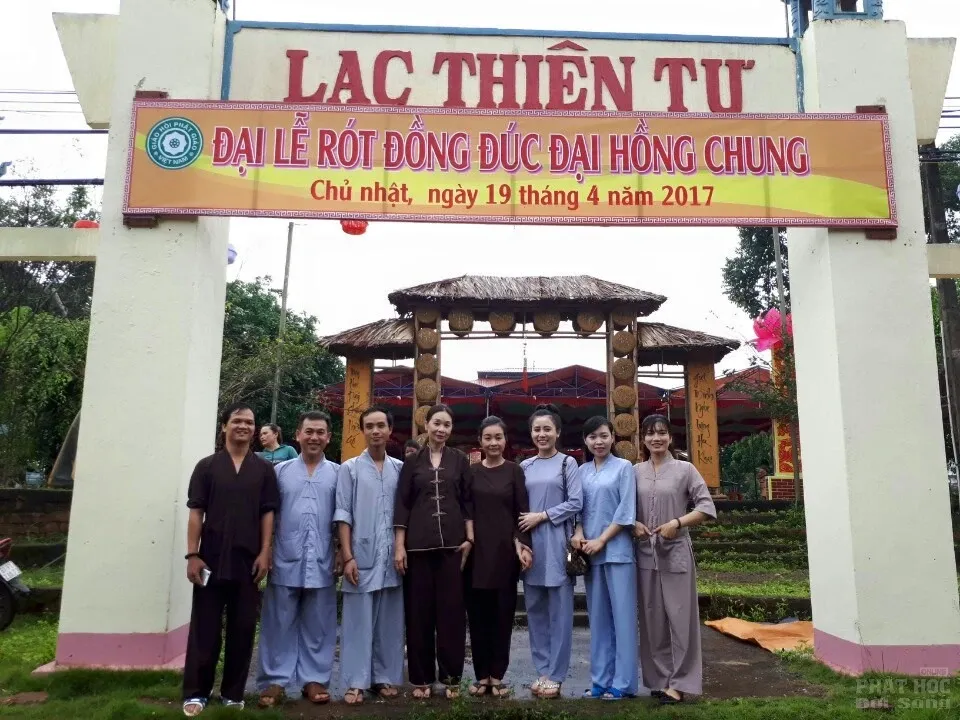 Bình Phước: Chùa Lạc Thiện​ đúc đại hồng chung 1 tấn image-1731935742463