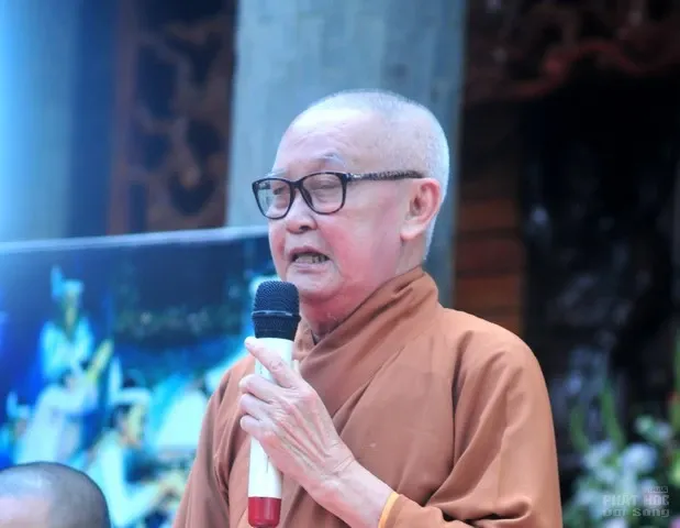 Thích Từ Tấn Bình Phước: Khai mạc khóa tu mùa hè "Phật giáo với tuổi trẻ dân tộc" image-1732286715011