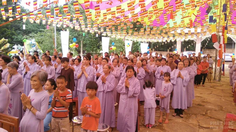 Bình Phước: Phật giáo huyện Hớn Quản mừng Đại lễ Phật đản PL: 2562 6 Bình Phước: Phật giáo huyện Hớn Quản mừng Đại lễ Phật đản PL: 2562 image-1731946254220