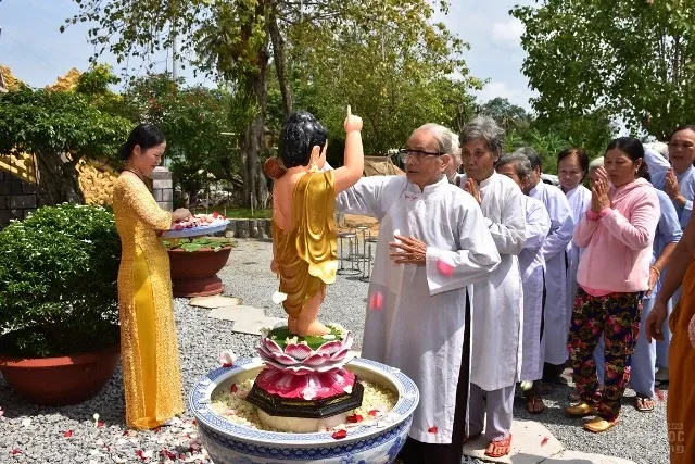 Bình Phước: Tịnh Xá Ngọc Chơn mừng Phật đản image-1732287674021