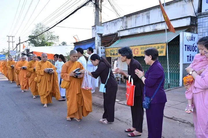 Bình Phước: Tịnh xá Ngọc Chơn tổ chức lễ tưởng niệm 64 năm vắng bóng Tổ sư Minh Đăng Quang 16 Bình Phước: Tịnh xá Ngọc Chơn tổ chức lễ tưởng niệm 64 năm vắng bóng Tổ sư Minh Đăng Quang image-1731942654913