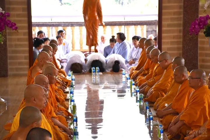 Bình Phước: Tịnh xá Ngọc Chơn tổ chức lễ tưởng niệm 64 năm vắng bóng Tổ sư Minh Đăng Quang image-1731942672599