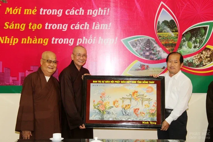 BTS Phật giáo Đồng Tháp gặp gỡ UBND tỉnh image-1731941192790