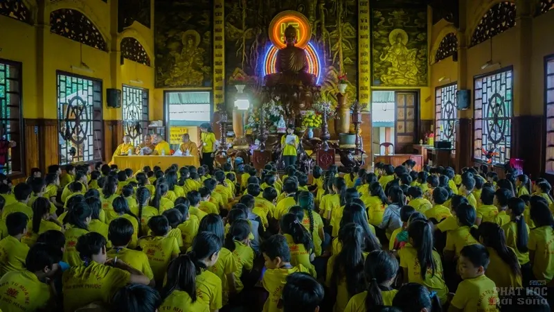 Bù Gia Mập: Chùa Đức Hạnh bế mạc khóa tu mùa hè 2017 2 Bù Gia Mập: Chùa Đức Hạnh bế mạc khóa tu mùa hè 2017 image-1731936199729