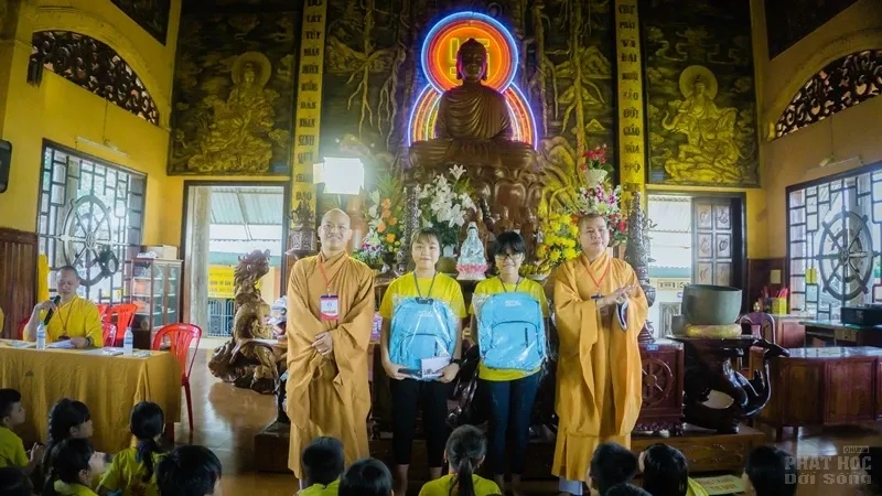Bù Gia Mập: Chùa Đức Hạnh bế mạc khóa tu mùa hè 2017 Bù Gia Mập: Chùa Đức Hạnh bế mạc khóa tu mùa hè 2017 image-1731936203320
