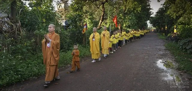 Bù Gia Mập: Khai mạc khóa tu mùa hè chùa Đức Hạnh 2017 image-1731936845498