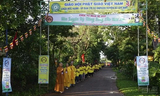 Bù Gia Mập: Khai mạc khóa tu mùa hè chùa Đức Hạnh 2017 image-1731936846220