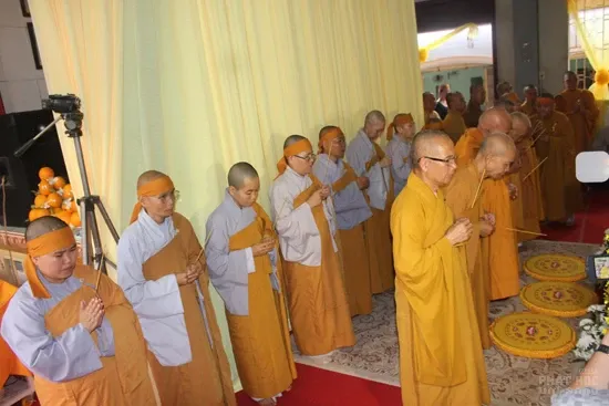 Các đoàn viếng lễ tang HT Thích Thiện Sanh image-1731939691501