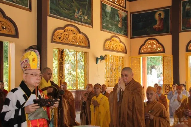 Các phái đoàn viếng tang cố HT Thích Minh Hiển 9 Các phái đoàn viếng tang cố HT Thích Minh Hiển image-1732287118189