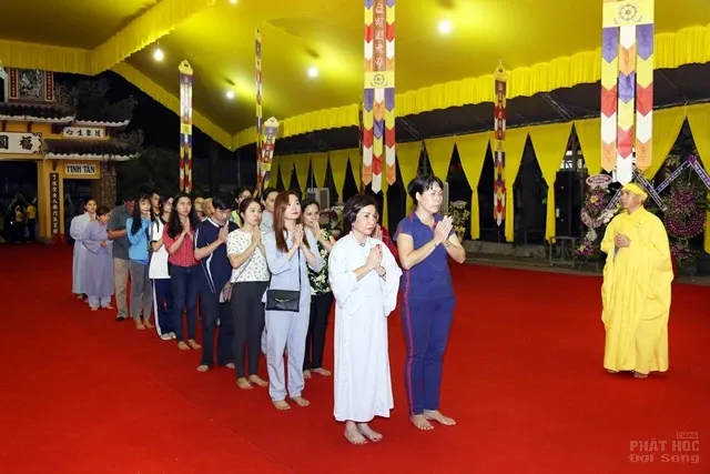 Các phái đoàn viếng tang lễ HT. Thích Quang Đạo ngày 17/7 image-1732292697700