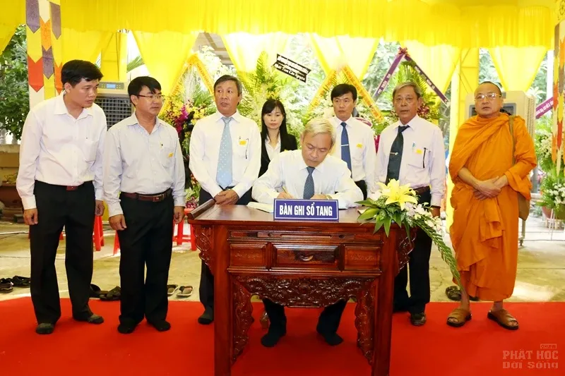 Các phái đoàn viếng tang lễ HT. Thích Quang Đạo ngày 18/7 Các phái đoàn viếng tang lễ HT. Thích Quang Đạo ngày 18/7 image-1731940343940