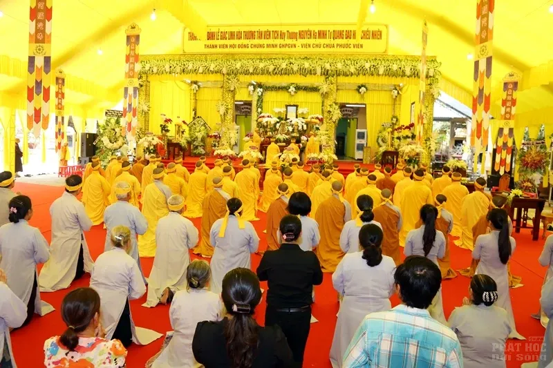 Các phái đoàn viếng tang lễ HT. Thích Quang Đạo ngày 18/7 18 Các phái đoàn viếng tang lễ HT. Thích Quang Đạo ngày 18/7 image-1731940362499