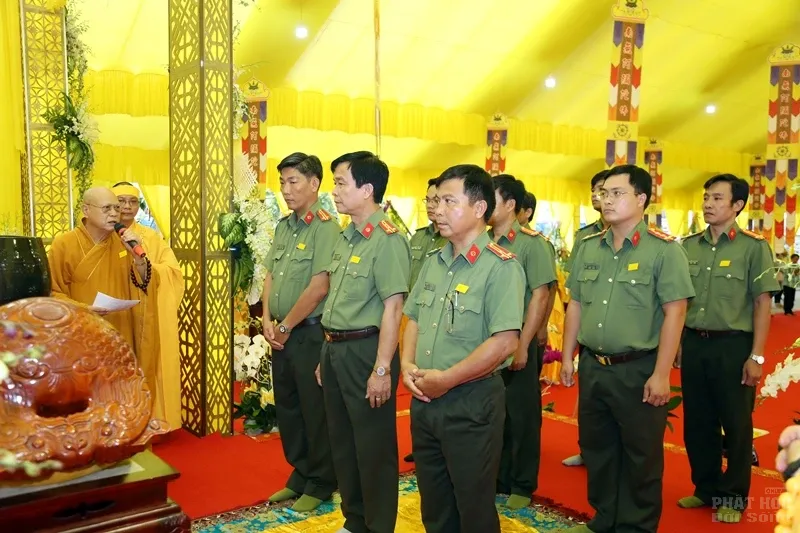 Các phái đoàn viếng tang lễ HT. Thích Quang Đạo ngày 18/7 24 Các phái đoàn viếng tang lễ HT. Thích Quang Đạo ngày 18/7 image-1731940368052