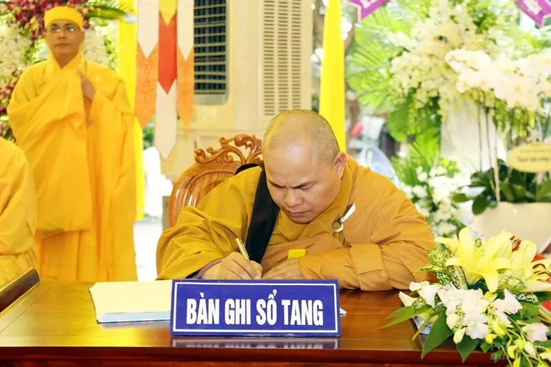 Các phái đoàn viếng tang lễ HT. Thích Quang Đạo ngày 18/7 37 Các phái đoàn viếng tang lễ HT. Thích Quang Đạo ngày 18/7 image-1731940381514