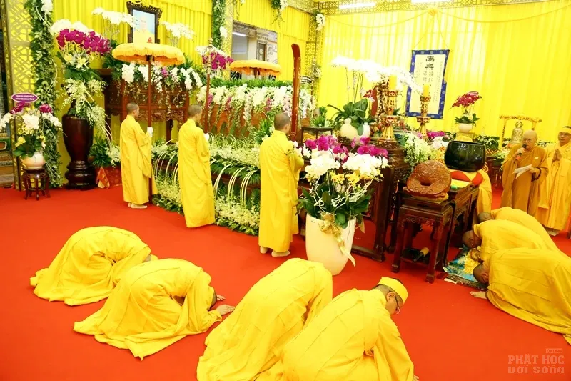 Các phái đoàn viếng tang lễ HT. Thích Quang Đạo ngày 18/7 51 Các phái đoàn viếng tang lễ HT. Thích Quang Đạo ngày 18/7 image-1731940395948