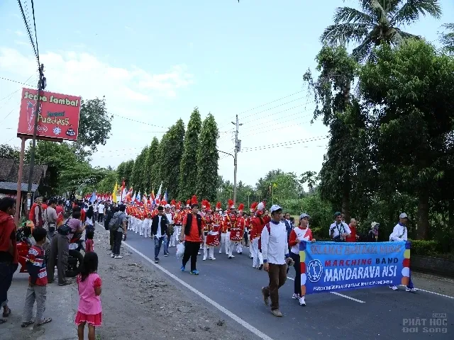 Cảnh rước Phật tại Indonesia xem cho đã con mắt image-1731936335827