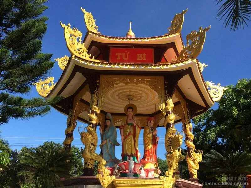 Câu đối chùa Vũ Ân - Bình Thuận image-1731932544734