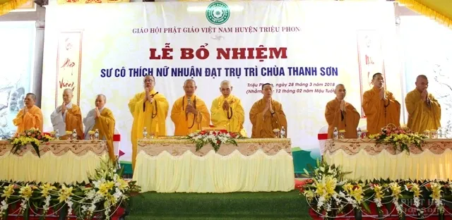 Câu đối Lễ bổ nhiệm trụ trì dành cho các chùa image-1731946177265