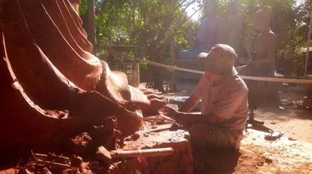 Chiêm ngưỡng tôn tượng Mẹ Hiền Quán Âm của thầy Nhuận Đức image-1732288732216