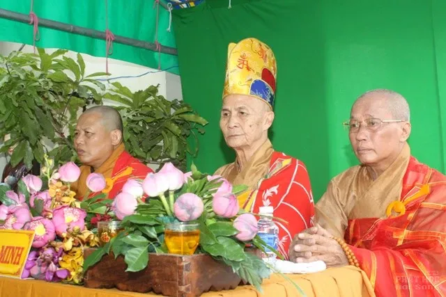Chùa Bửu Hương: Lễ khai mạc Pháp Hội tịnh độ an lạc và Húy kỵ tổ sư Thượng Đạt Hạ Quý Húy Như Ngọc lần thứ 83 image-1732288589987
