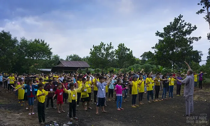 Chùa Đức Hạnh nơi trở về của tuổi trẻ vào ngày hè image-1731935508884