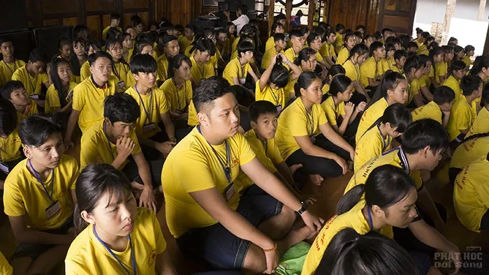 Chùa Đức Hạnh nơi trở về của tuổi trẻ vào ngày hè image-1731935513952