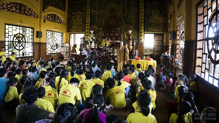 Chùa Đức Hạnh nơi trở về của tuổi trẻ vào ngày hè image-1731935517633