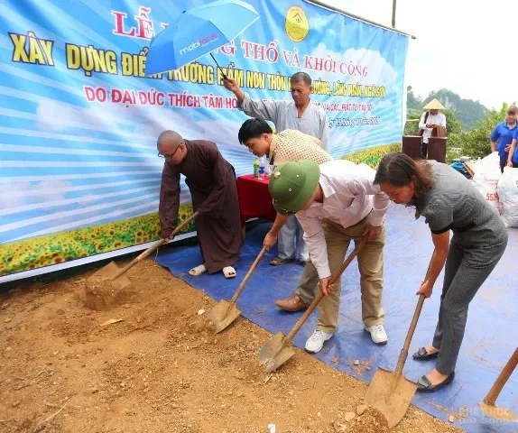 Chùa Hòa Phúc làm lễ Động Thổ xây trường cho học sinh nghèo vùng cao image-1731920924985