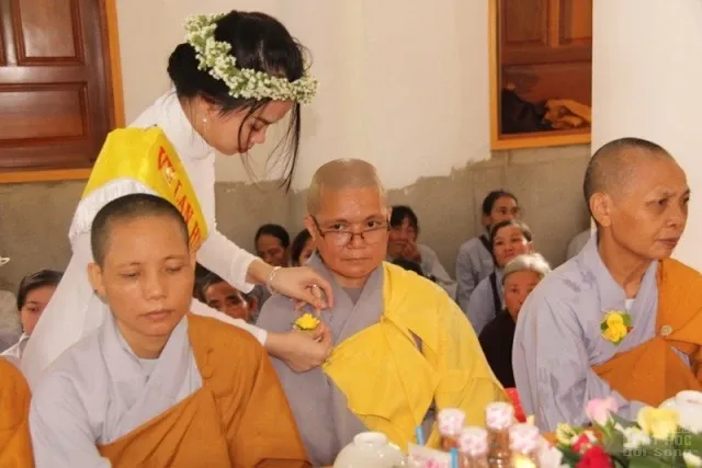 Chùa Hưng Thạnh mừng lễ Vu lan, Đại tường Cố TT.Thích Chiếu Phong 8 Chùa Hưng Thạnh mừng lễ Vu lan, Đại tường Cố TT.Thích Chiếu Phong image-1731946189164