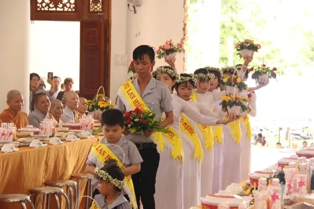 Chùa Hưng Thạnh mừng lễ Vu lan, Đại tường Cố TT.Thích Chiếu Phong 24 Chùa Hưng Thạnh mừng lễ Vu lan, Đại tường Cố TT.Thích Chiếu Phong image-1731946200432