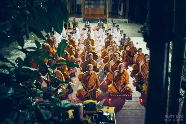 Chùa Huyền Không Sơn Thượng khóa tu xuất gia gieo duyên lần 2016 image-1731748818802