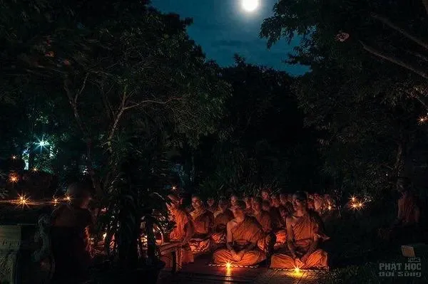 Chùa Huyền Không Sơn Thượng khóa tu xuất gia gieo duyên lần 2016 image-1731748822174