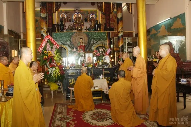 Chùa Liên Ứng: Lễ húy kỵ, tưởng niệm lần thứ 40 cố Hòa thượng Thích Huệ Pháp image-1731725736688