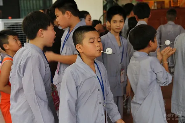 Chùa Tăng Phúc khoá tu mùa hè 'Từ Bi Hỷ Xả' ngày thứ 2 image-1732292079789