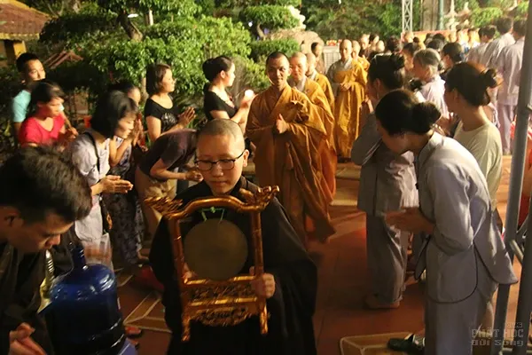 Chùa Tăng Phúc khoá tu mùa hè 'Từ Bi Hỷ Xả' ngày thứ 2 image-1732292094700