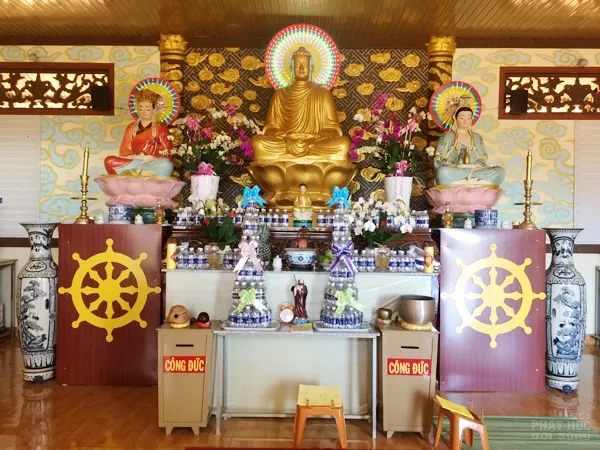 Chùa Thiện Phước bên hồ Đại La image-1731936694651