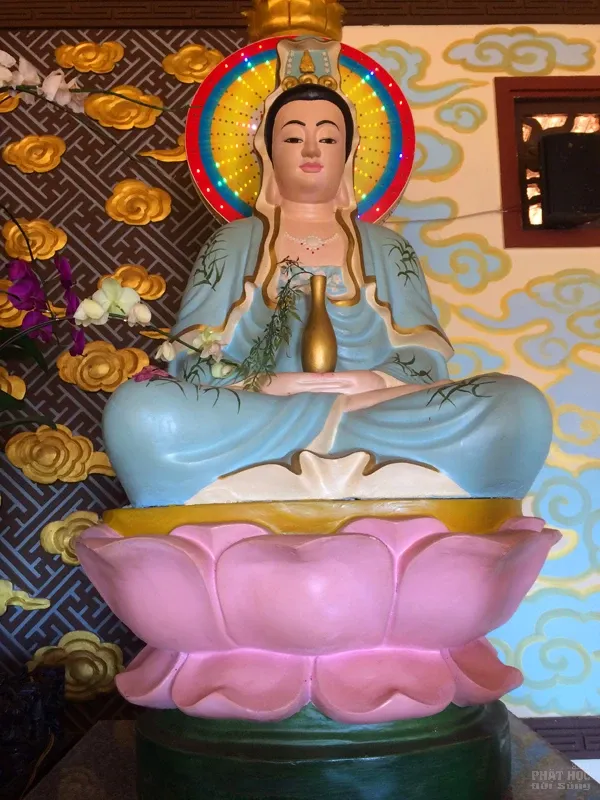 Chùa Thiện Phước bên hồ Đại La image-1731936697522