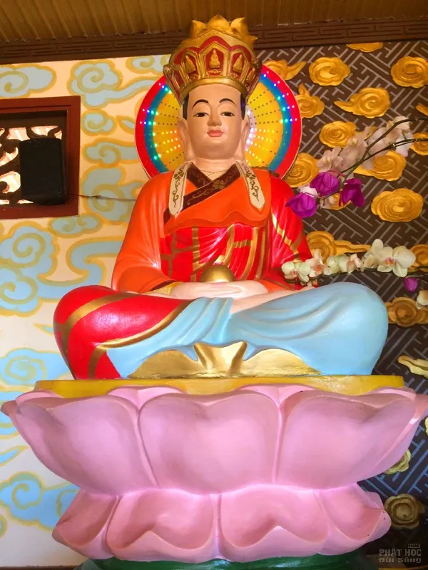 Chùa Thiện Phước bên hồ Đại La image-1731936698365