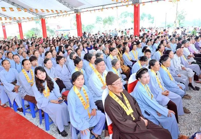 Chùa Vạn Linh đúc đại hồng chung lớn nhất xứ Thanh image-1731942790444