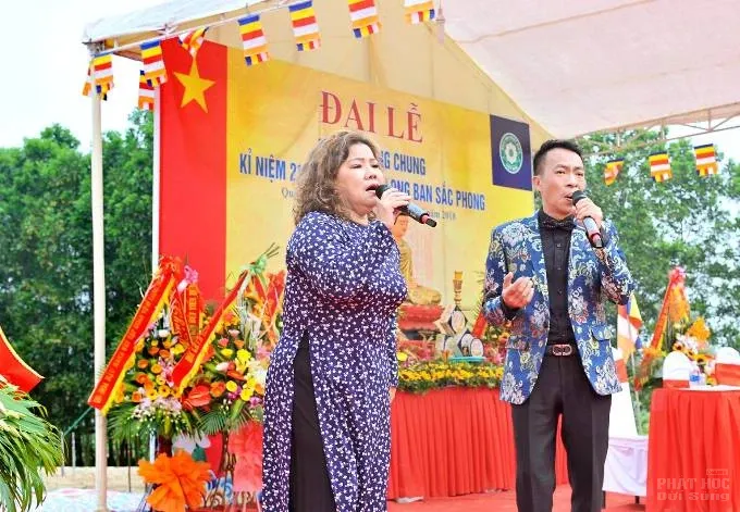 Chùa Vạn Linh đúc đại hồng chung lớn nhất xứ Thanh image-1731942797286