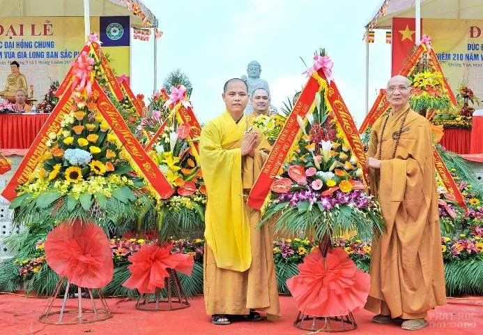 Chùa Vạn Linh đúc đại hồng chung lớn nhất xứ Thanh image-1731942807514