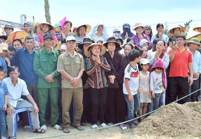 Chùa Vạn Linh đúc đại hồng chung lớn nhất xứ Thanh image-1731942811709