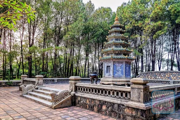 Chùm ảnh Đại lão HT.Thích Đôn Hậu lúc sanh tiền image-1731945585275